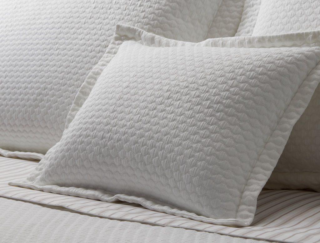 Perla collection