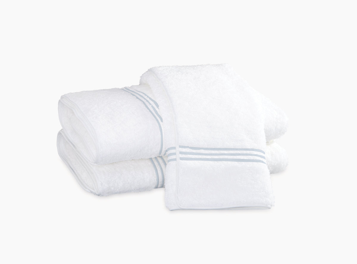 Bel Tempo Bath Collection