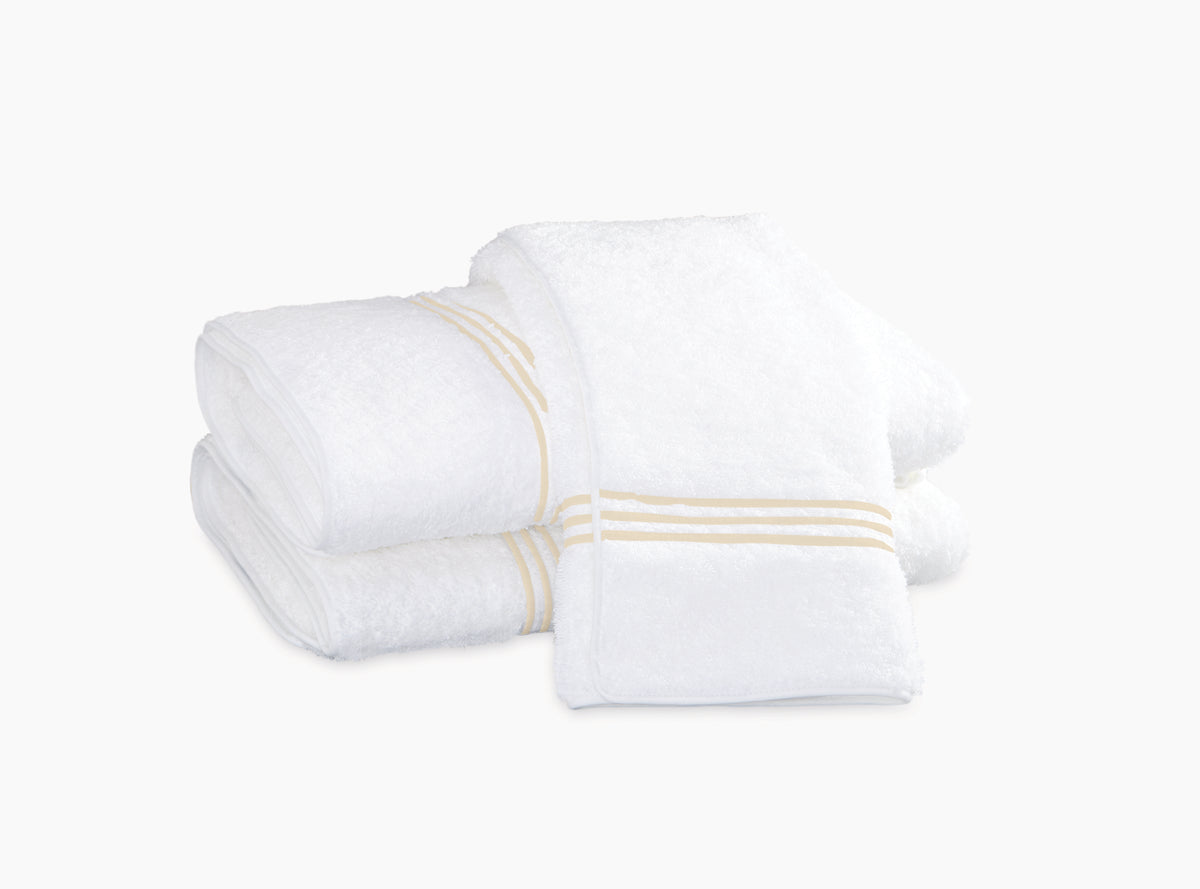 Bel Tempo Bath Collection
