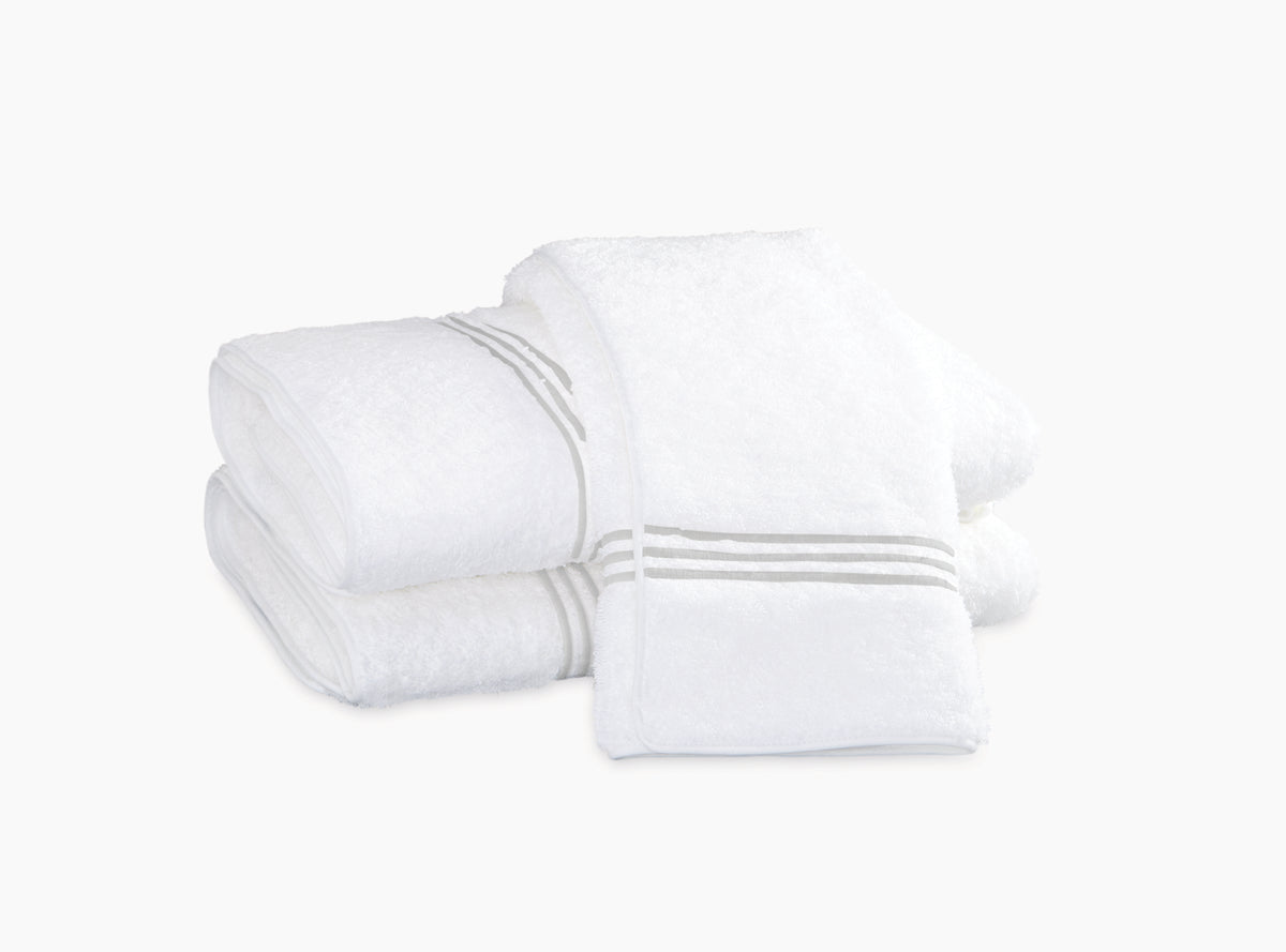 Bel Tempo Bath Collection