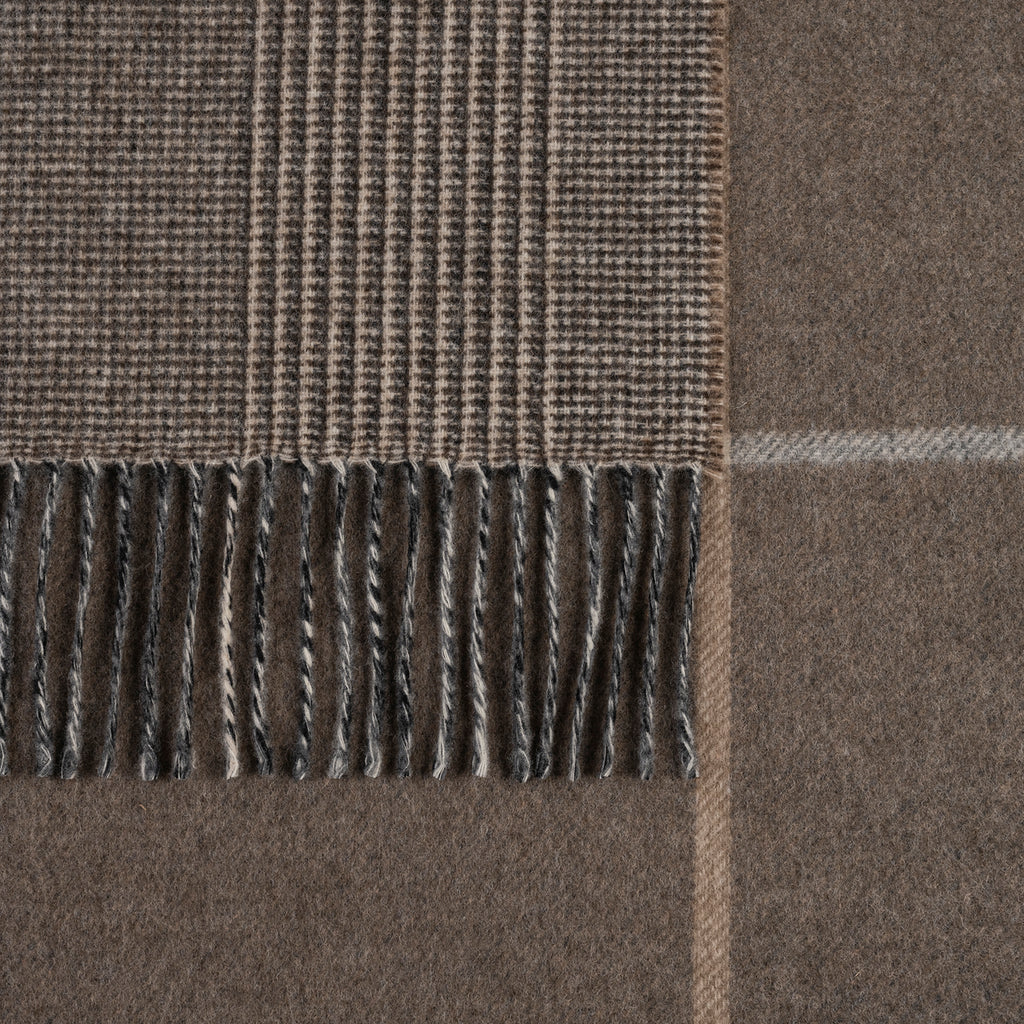 Benito Throw in Hazelnut