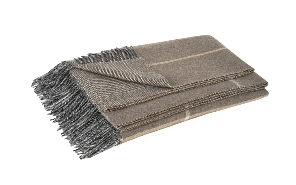 Benito Throw in Hazelnut