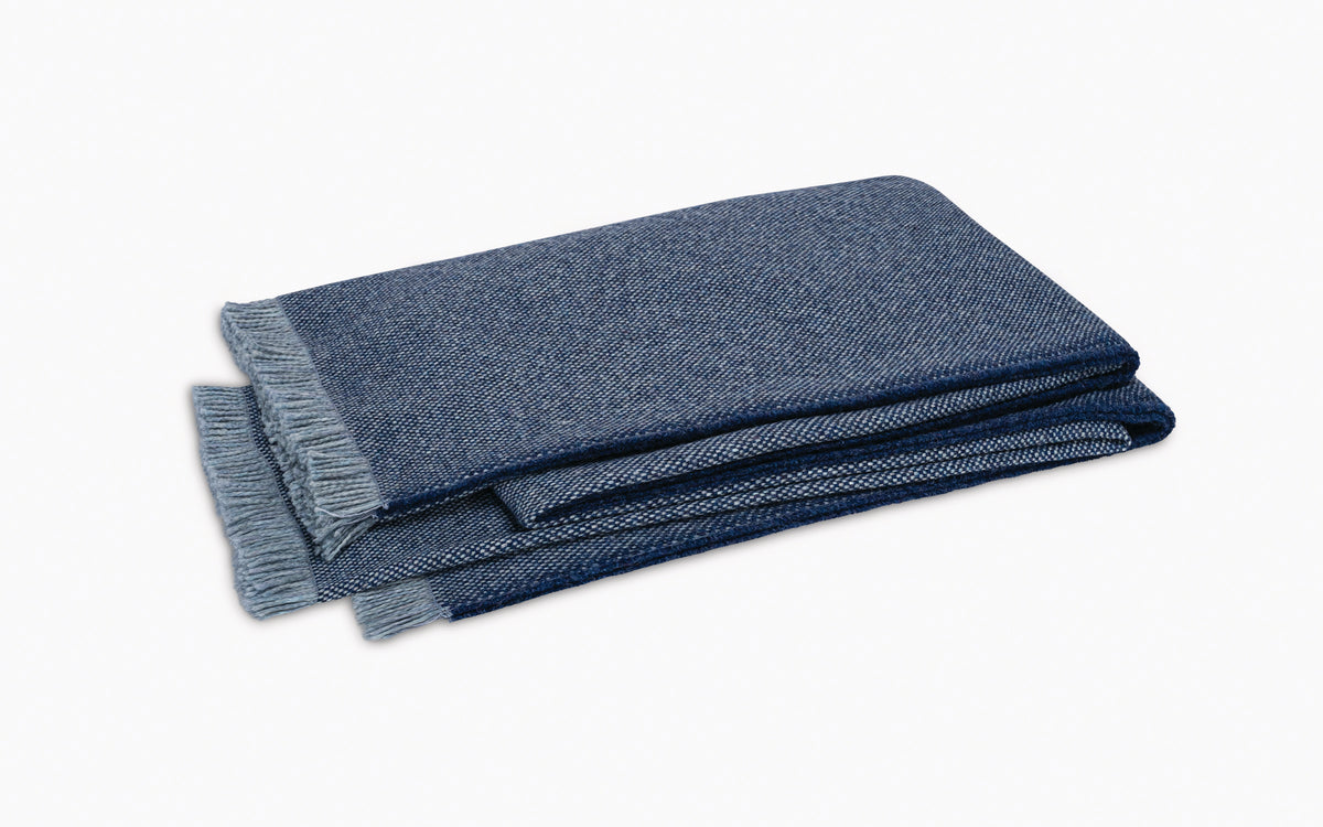 Bernardo Throw in Lapis