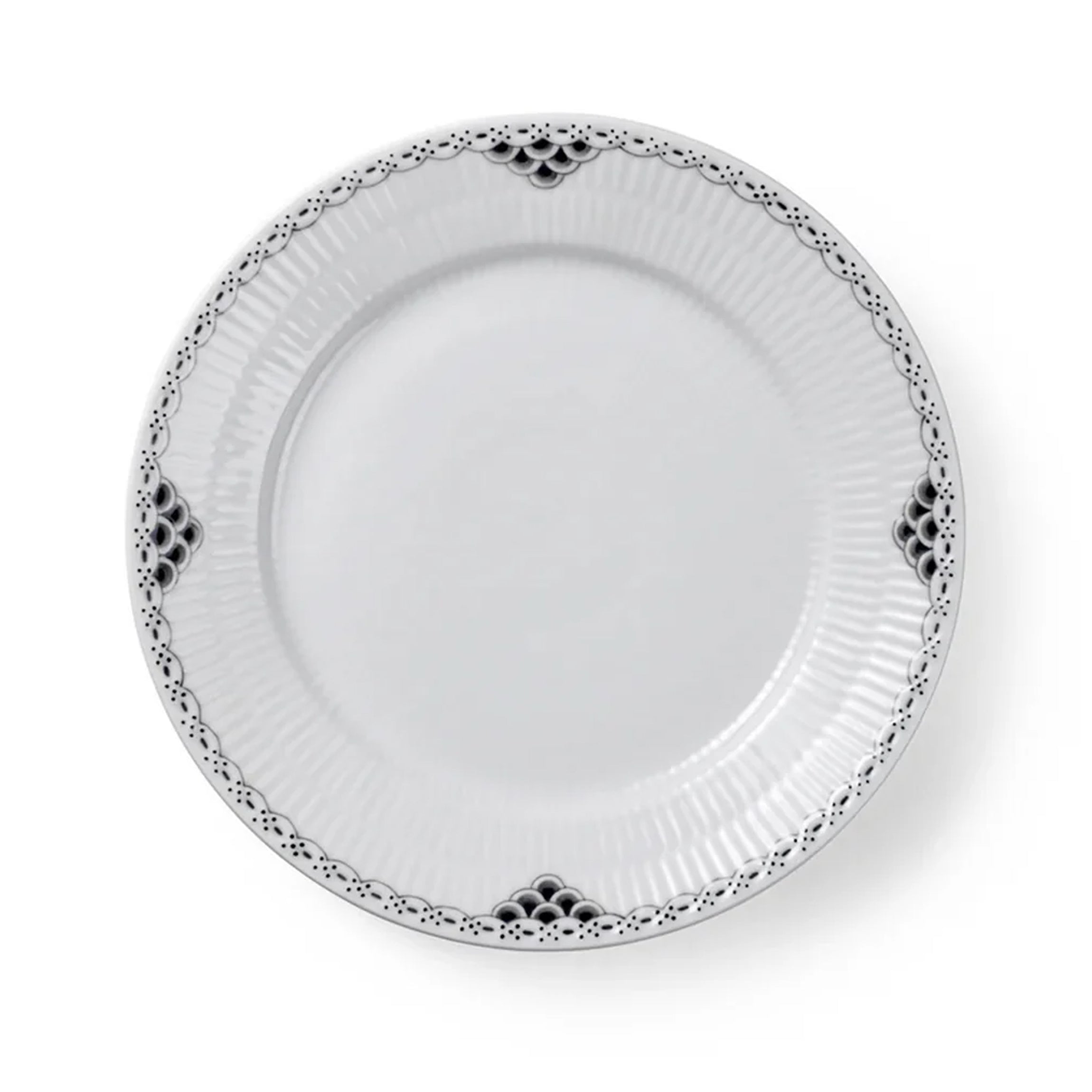 Black Lace Plate 22cm 8.66"