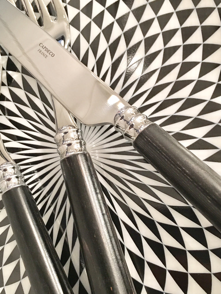 Marat Place Setting in Black Wood, Set of 5