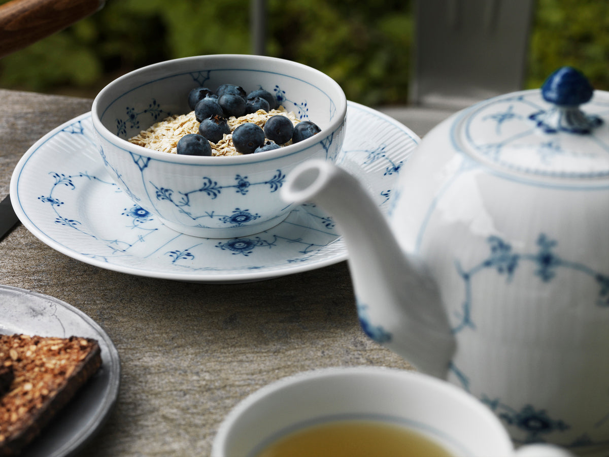 Blue Fluted Plain Bowl 1 Pint