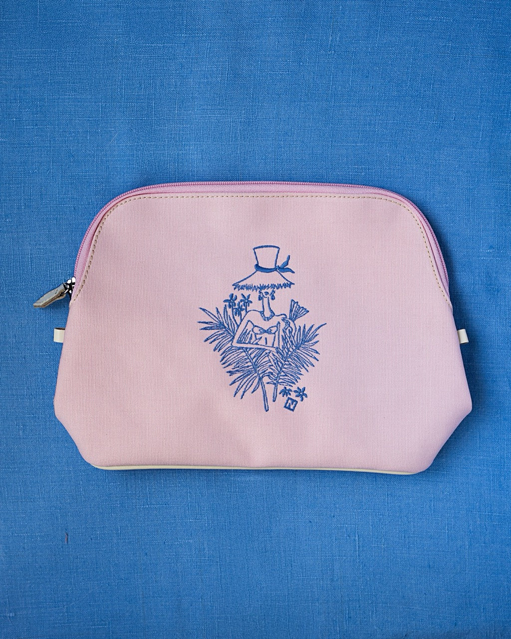 Isla Bonita Pouch in Lavender
