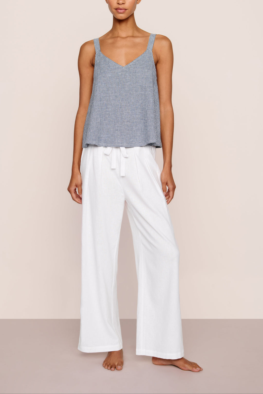 Linen Blend V Neck Cami in Gingham White/Navy