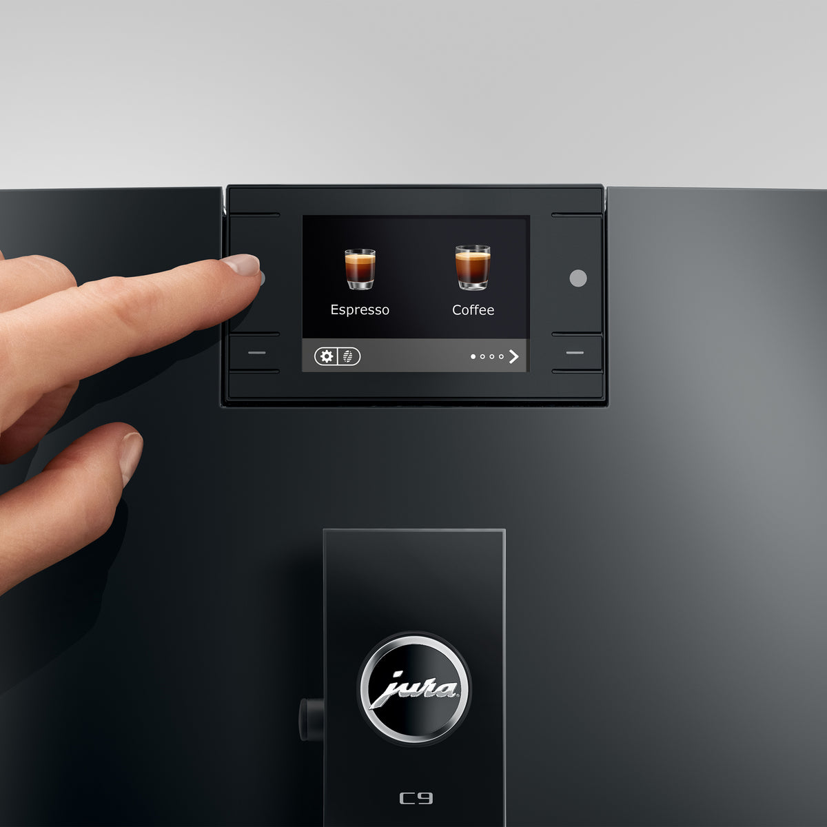 C9 Fully Automatic Coffee Machine in Piano Black
