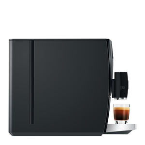 C9 Fully Automatic Coffee Machine in Piano Black
