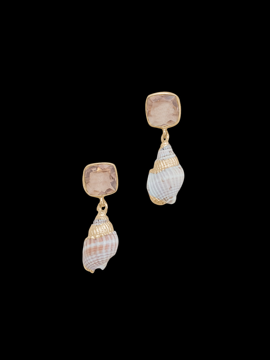 Capri Earrings in Natural
