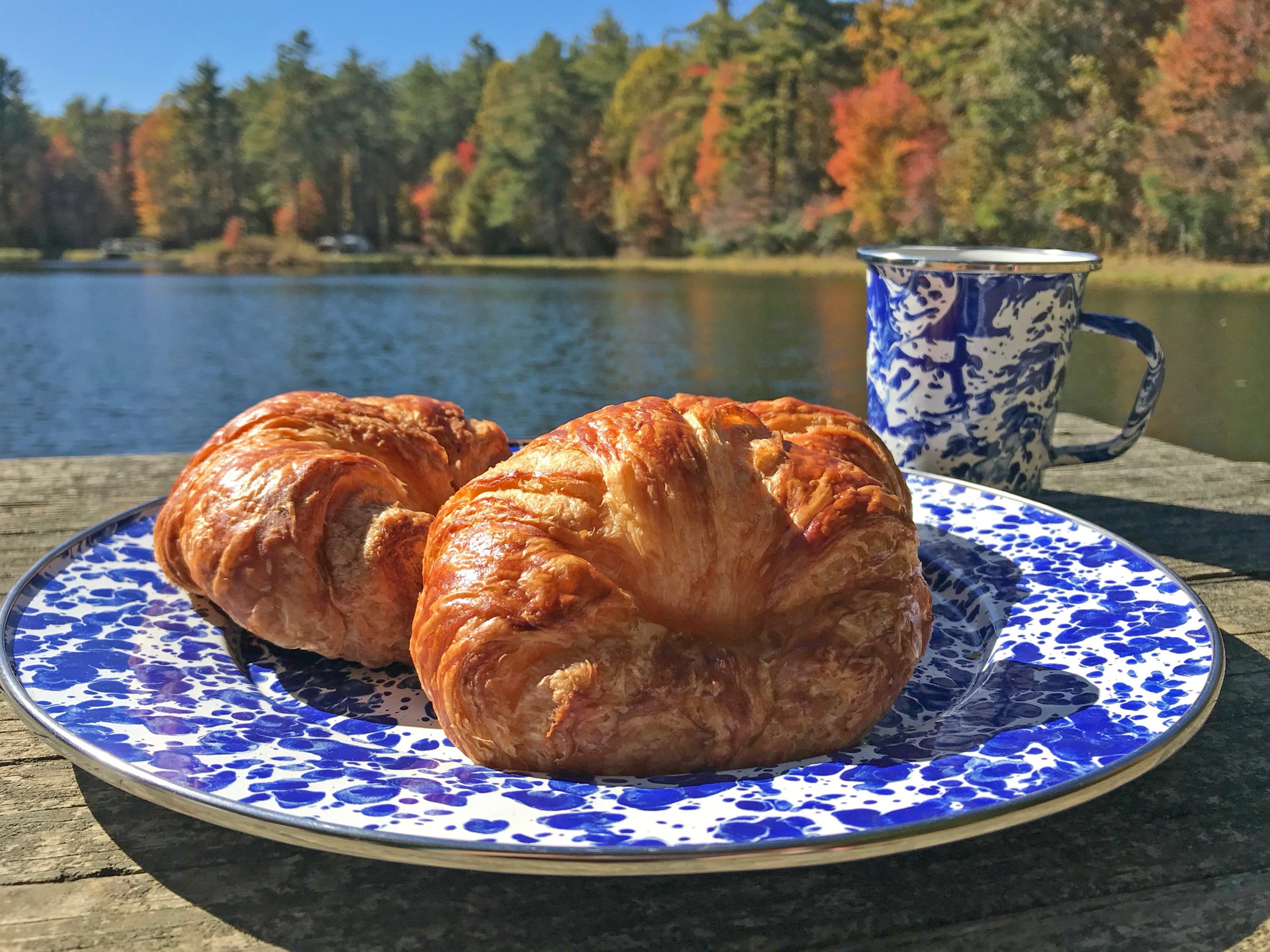 Sandwich Plates in Cobalt Swirl, Set of 4