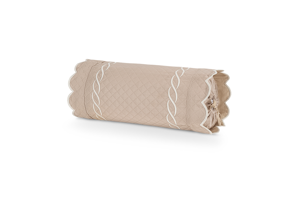 Classic Chain Scallop Matelassé Collection