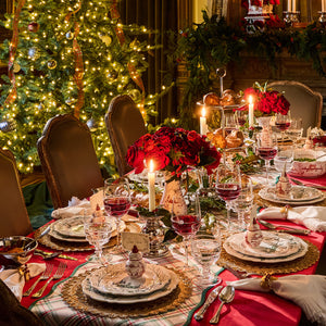 Country Estate Winter Frolic Dinner Plate in Evergreen