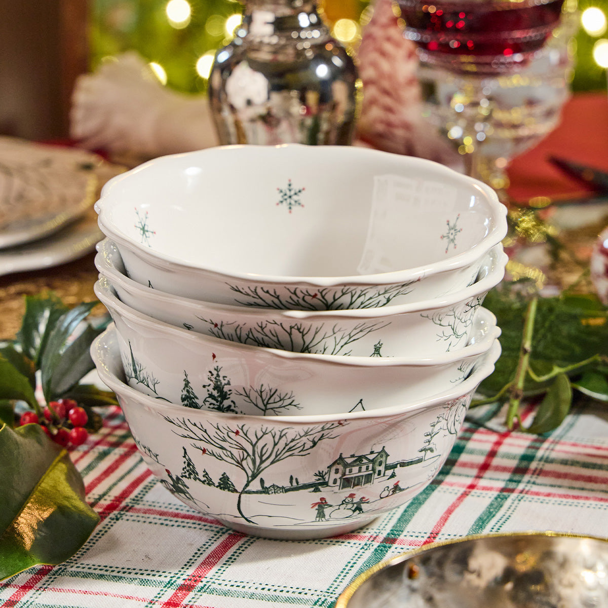 Country Estate Winter Frolic Cereal/Ice Cream Bowl in Evergreen