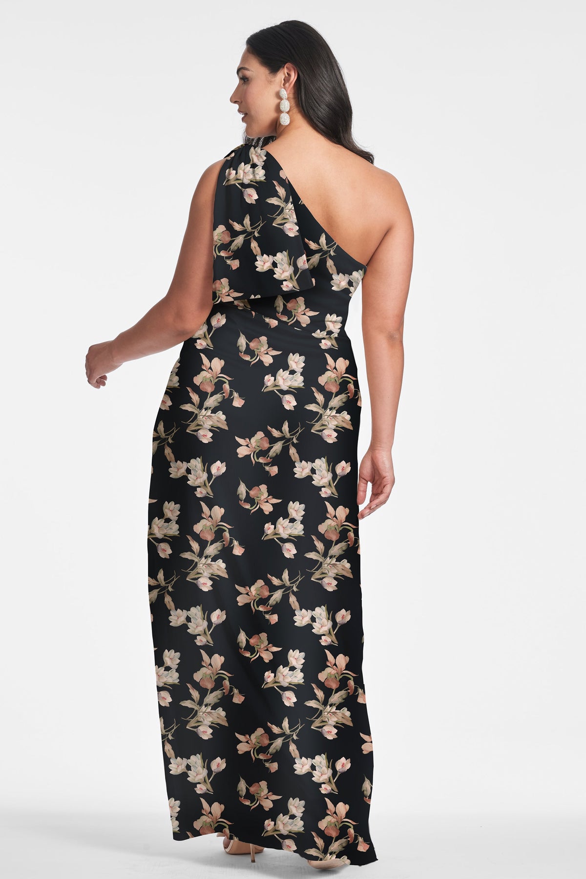 Chelsea Gown in Black Venetia Petal