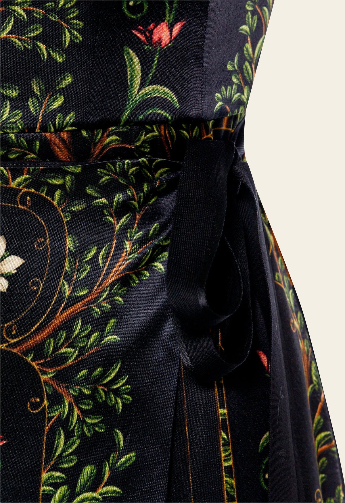 Cinefilia Noche Maxi Dress