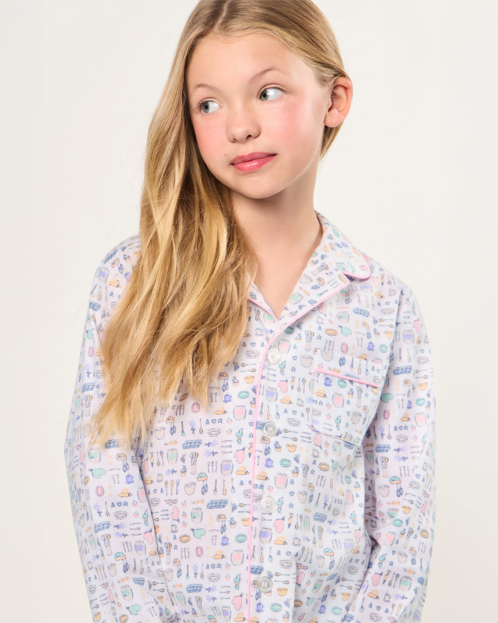 Kid’s Twill Pajama Set in Baking Spirits Bright