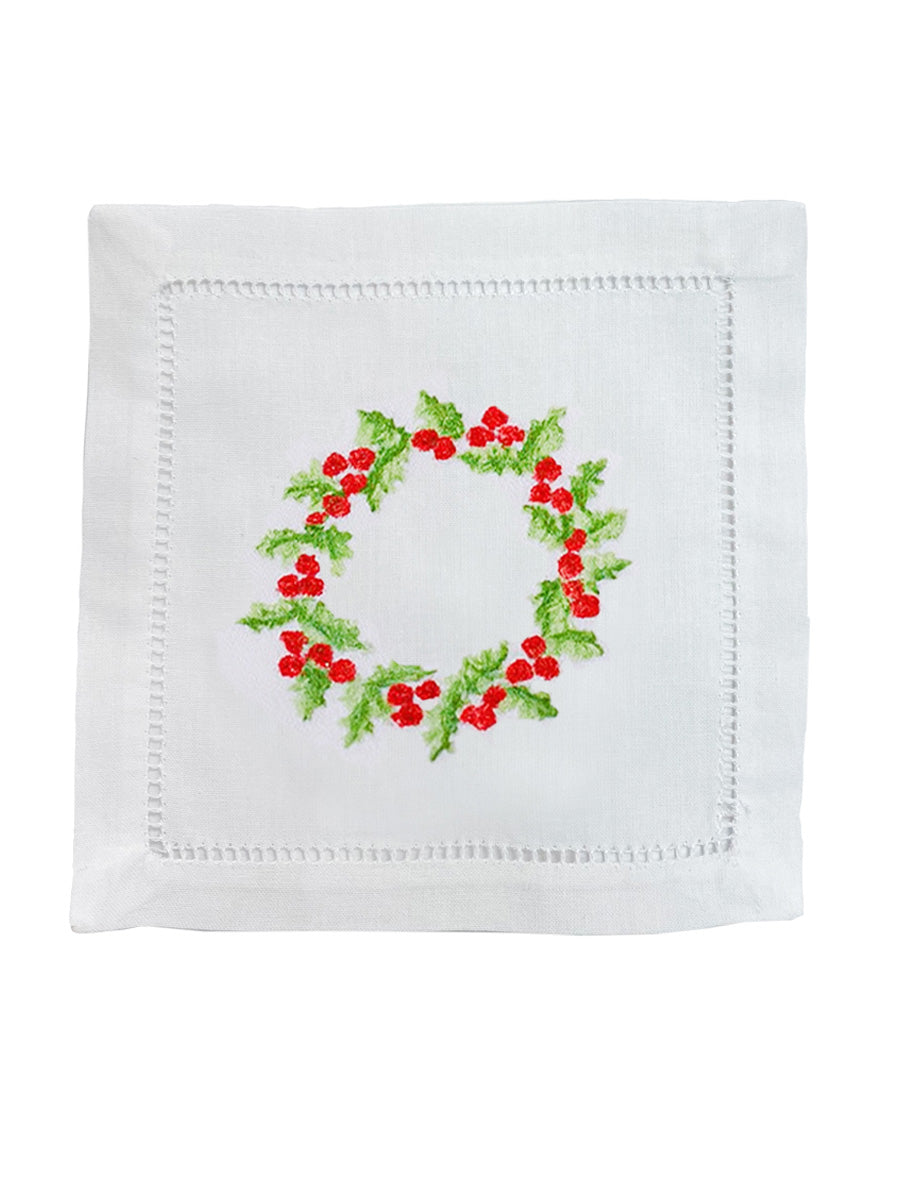 Cocktail Napkins in Christmas Berry Wreath, Set of 4