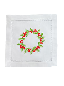 Cocktail Napkins in Christmas Berry Wreath, Set of 4