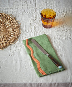 Scallop Linen Napkins in Green, Set Of 4