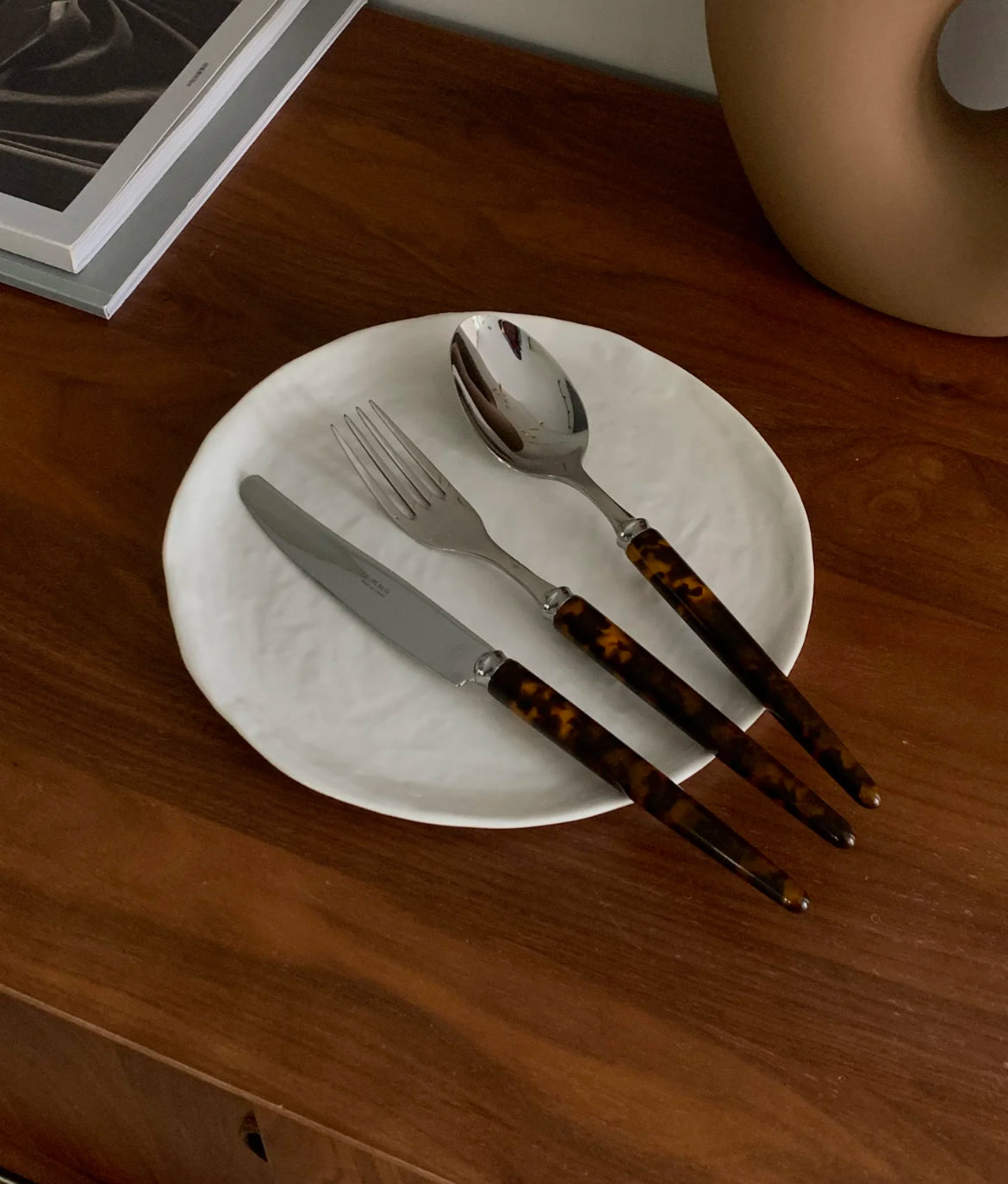 Tang Place Setting, Set of 5