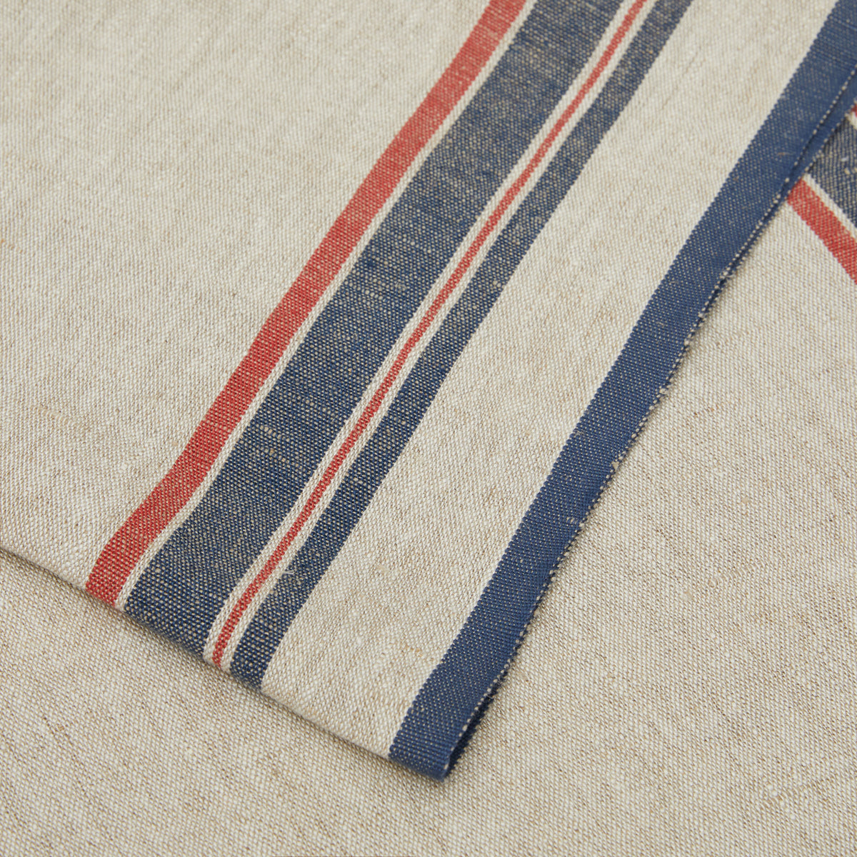 Antibes 20x72 Runner in Natural & Red