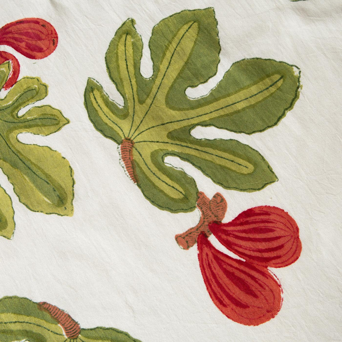 French Tablecloth Fig Red & Green