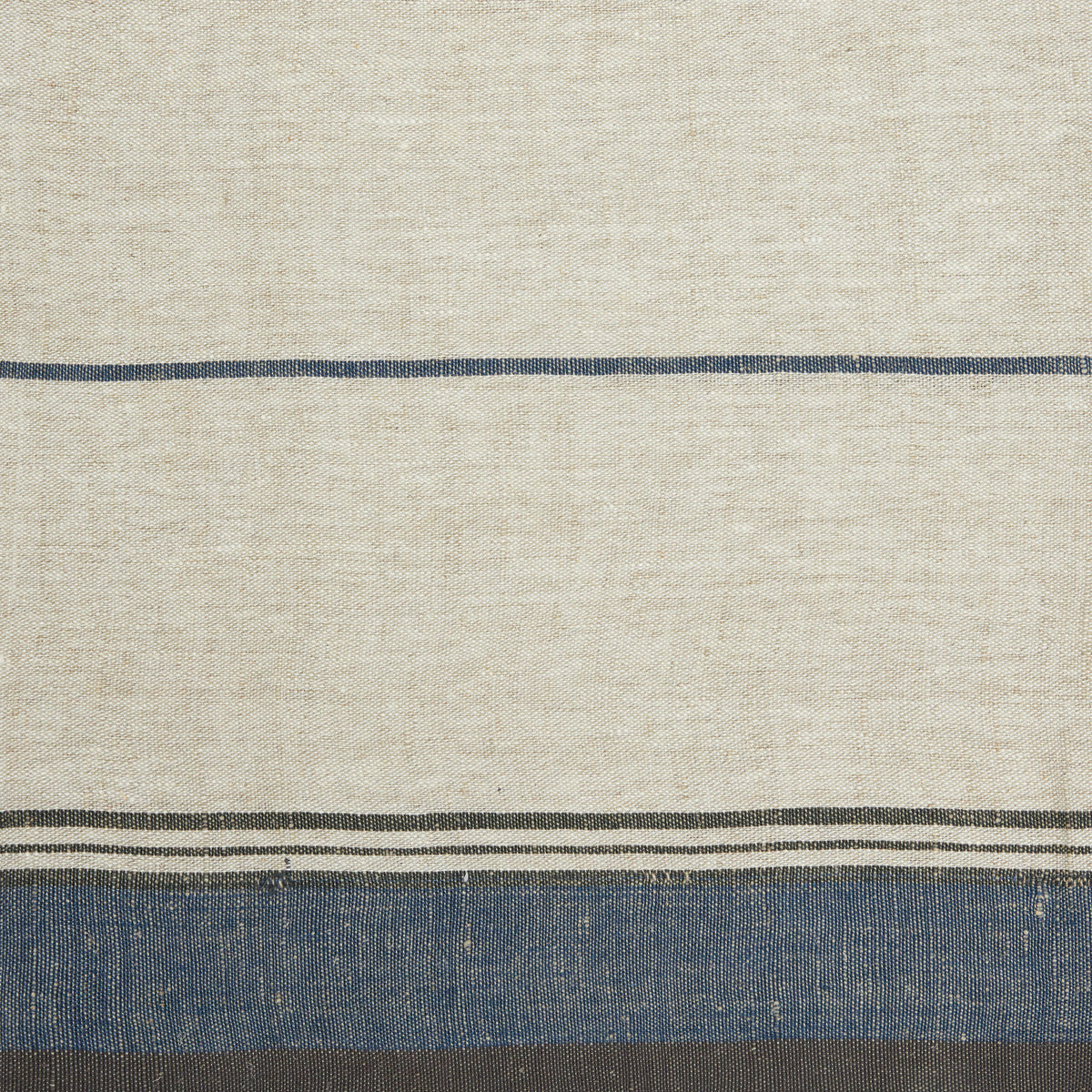 Eze 60x90 Tablecloth in Ivory & Blue