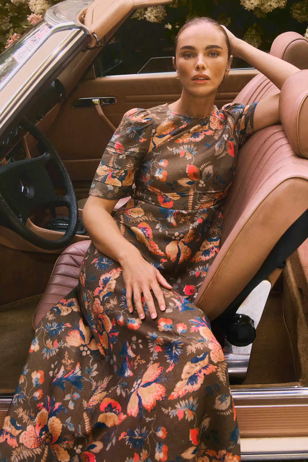 Sheath midi dress with curved waist and relaxed skirt in Olive Floral print.