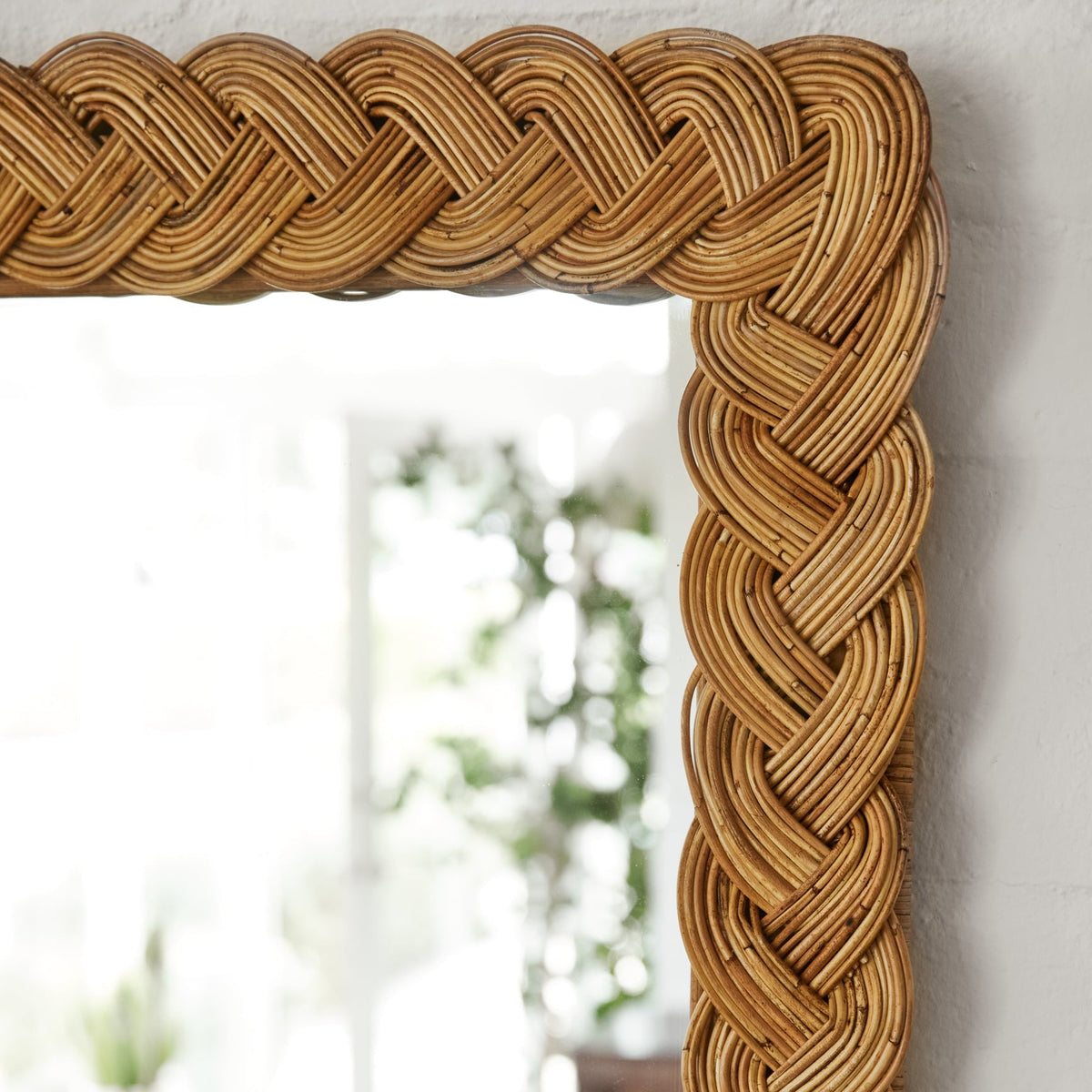 frame of rectangular mirror detail