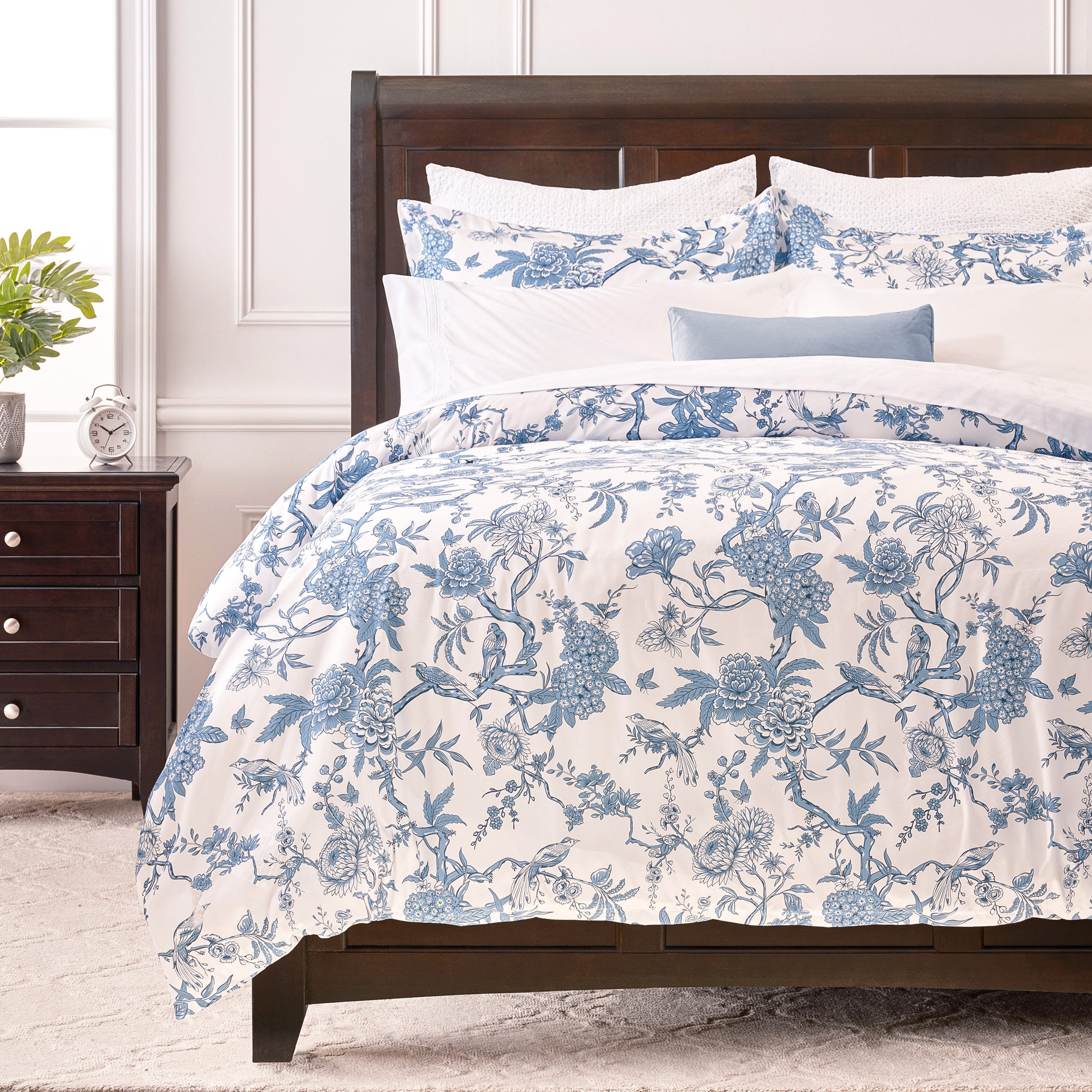 Chanasya Antique Toile Double Brushed Microfiber Duvet Cover Set