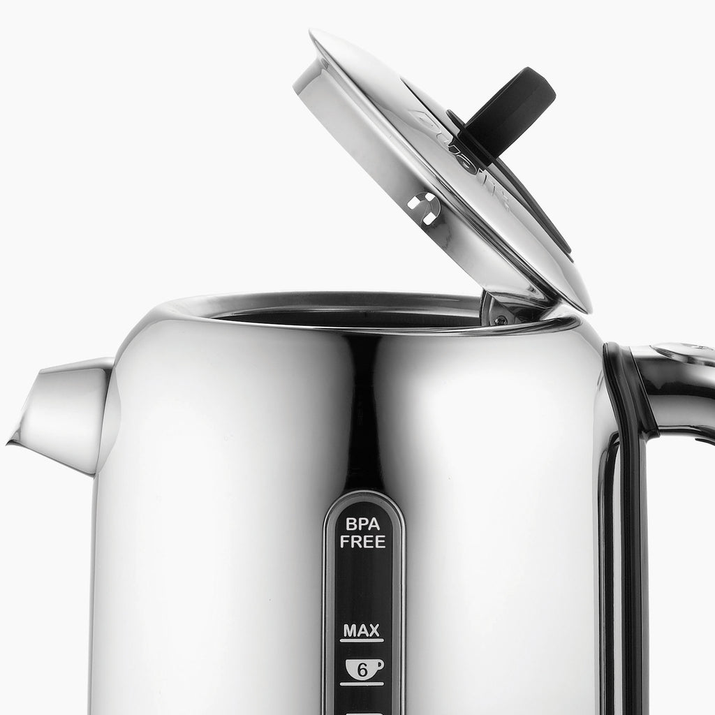 Classic Series Kettle in Polished Chrome