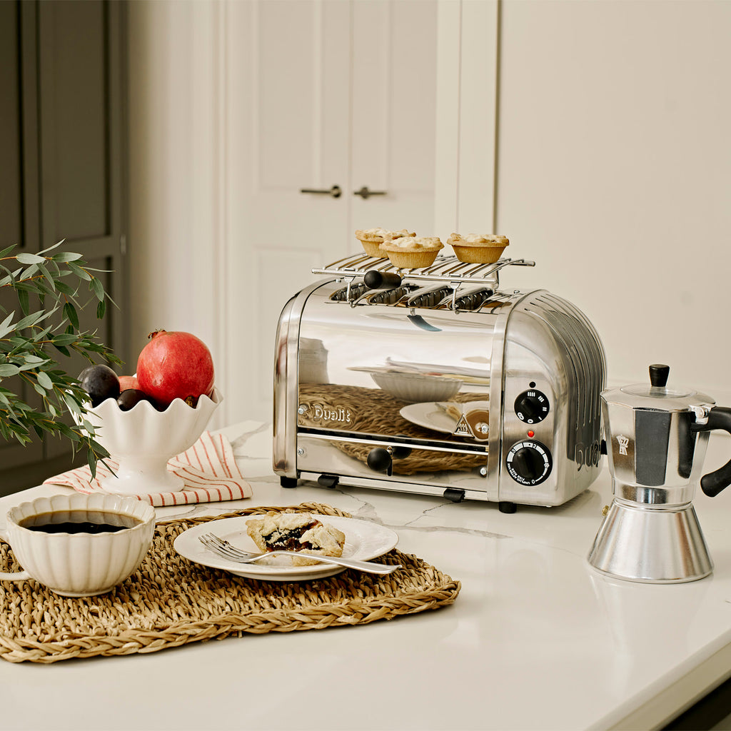 4 Slot Classic Toaster in Polished Chrome