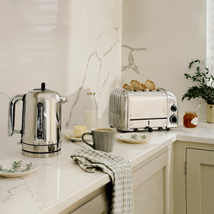 Classic Series Kettle in Polished Chrome