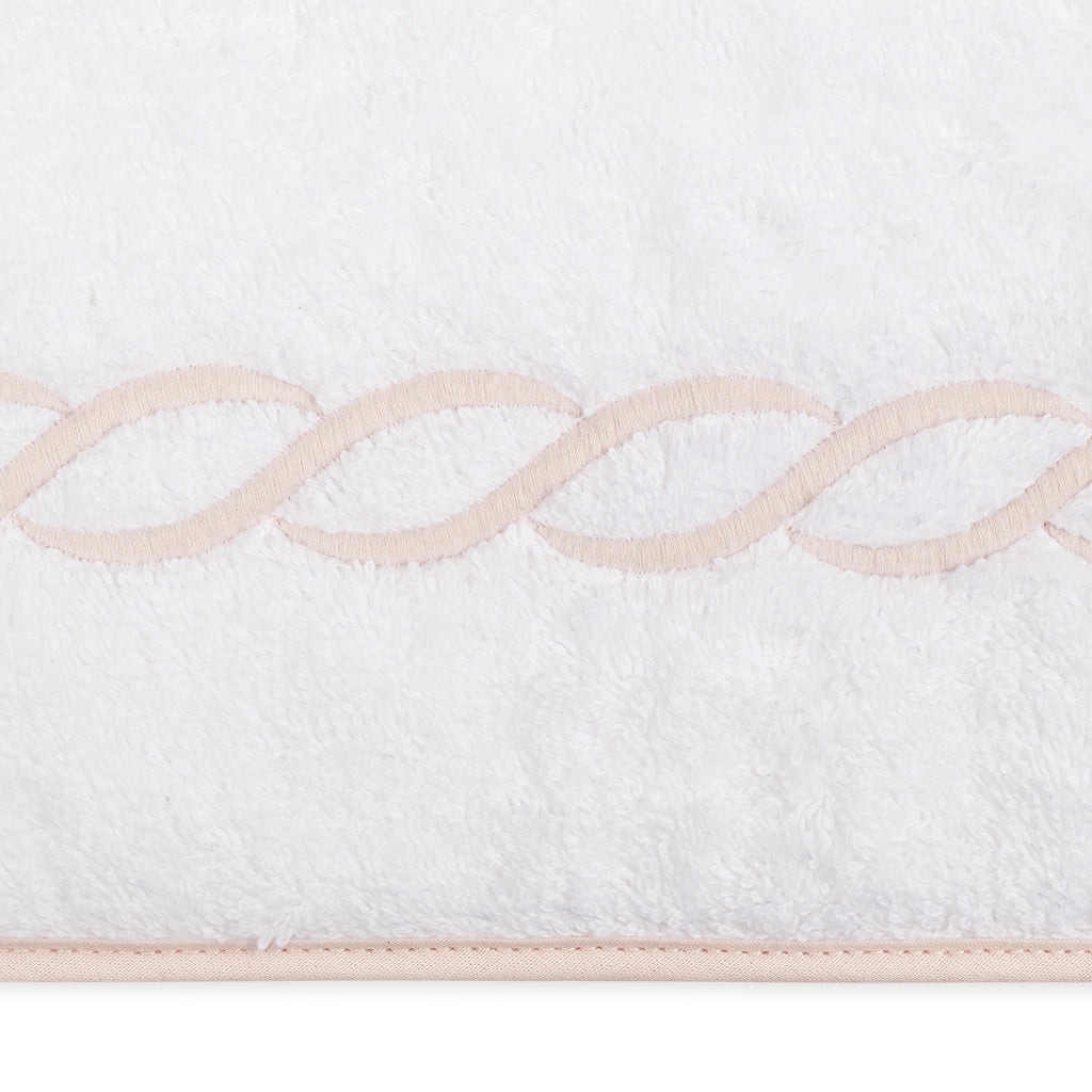 Classic Chain Bath Collection