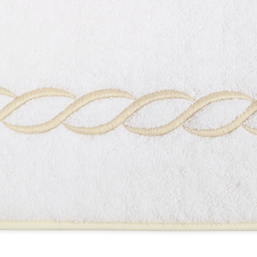 Classic Chain Bath Collection