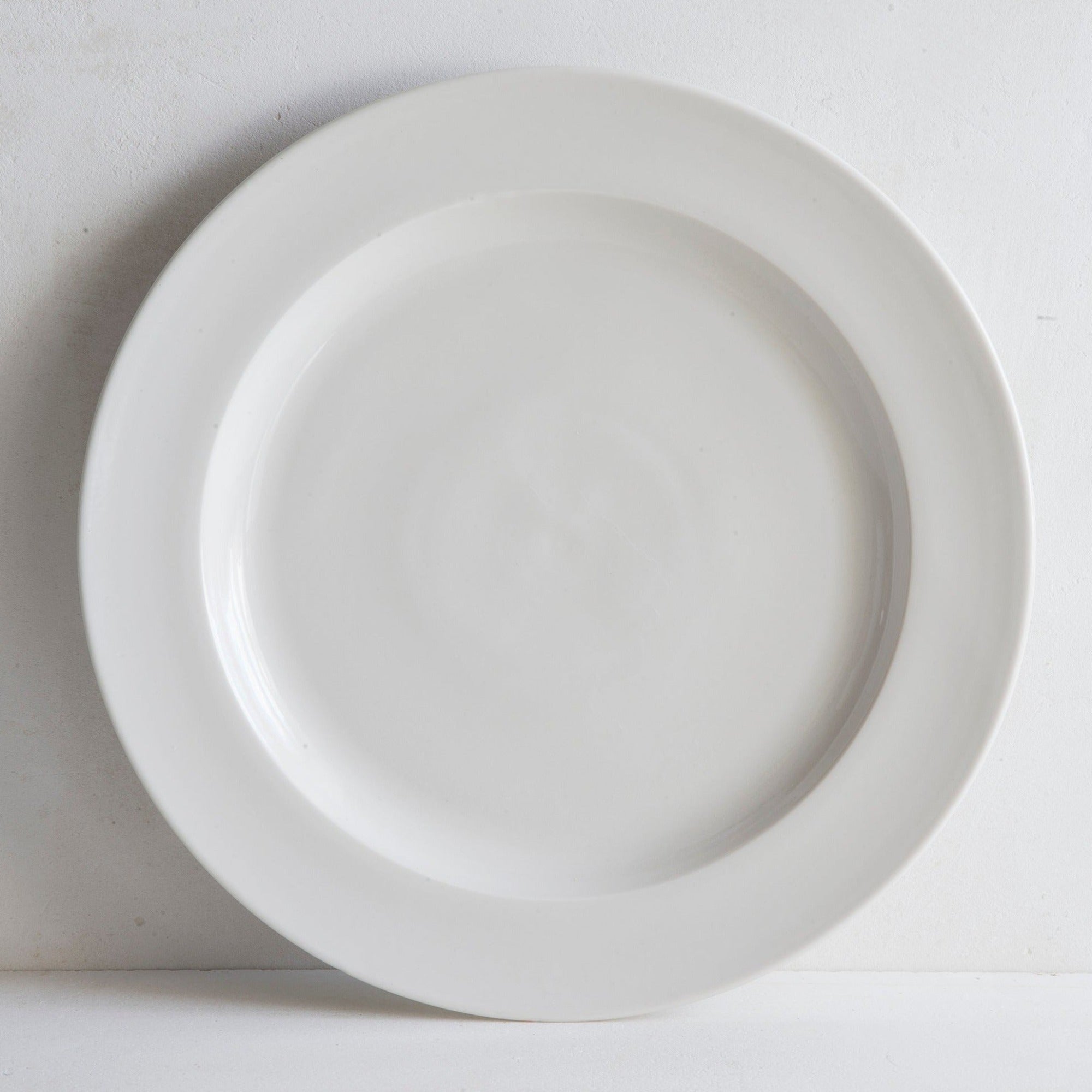 Classical Porcelain Dinner Plate