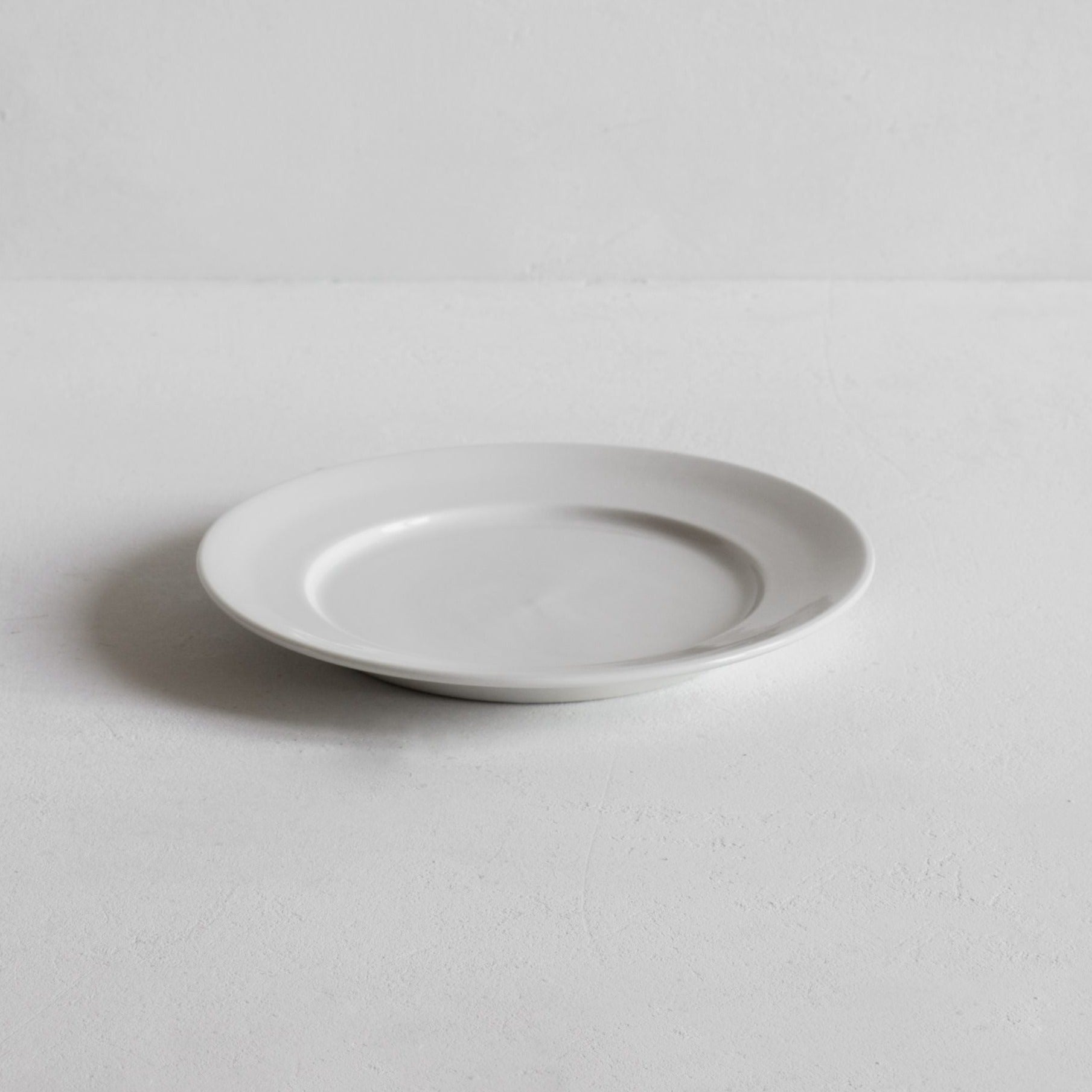 Classical Porcelain Bread Plate, 6”