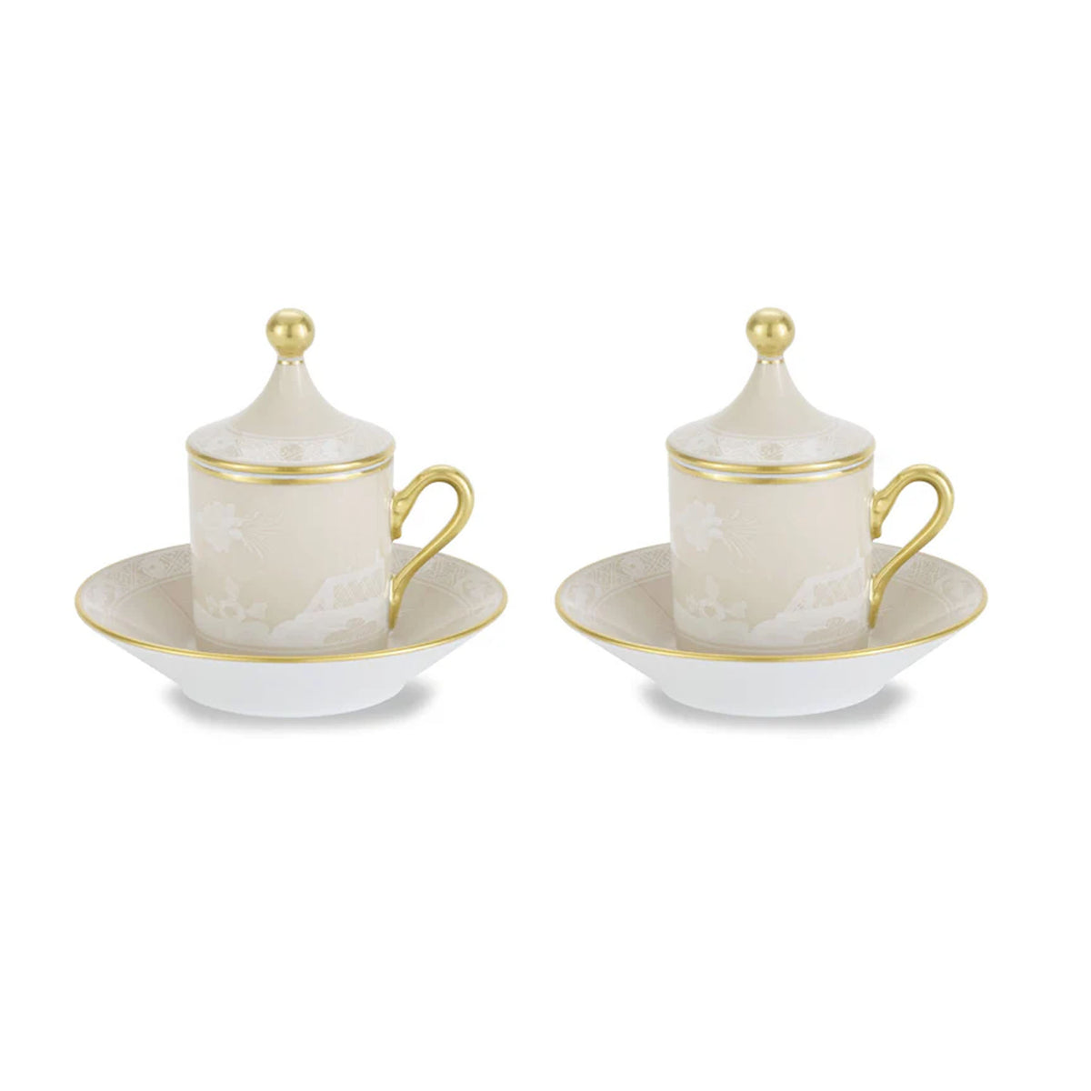Front view of Oriente Italiano coffee set in Meringa showcasing two lidded cups with saucers, floral motifs, and gold trim on a white background