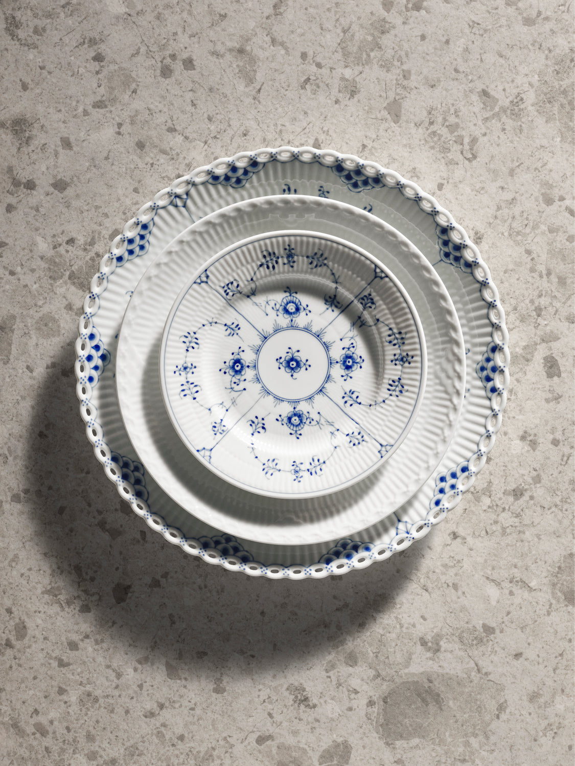 Blue Fluted Full Lace Dinner Plate 10.75"