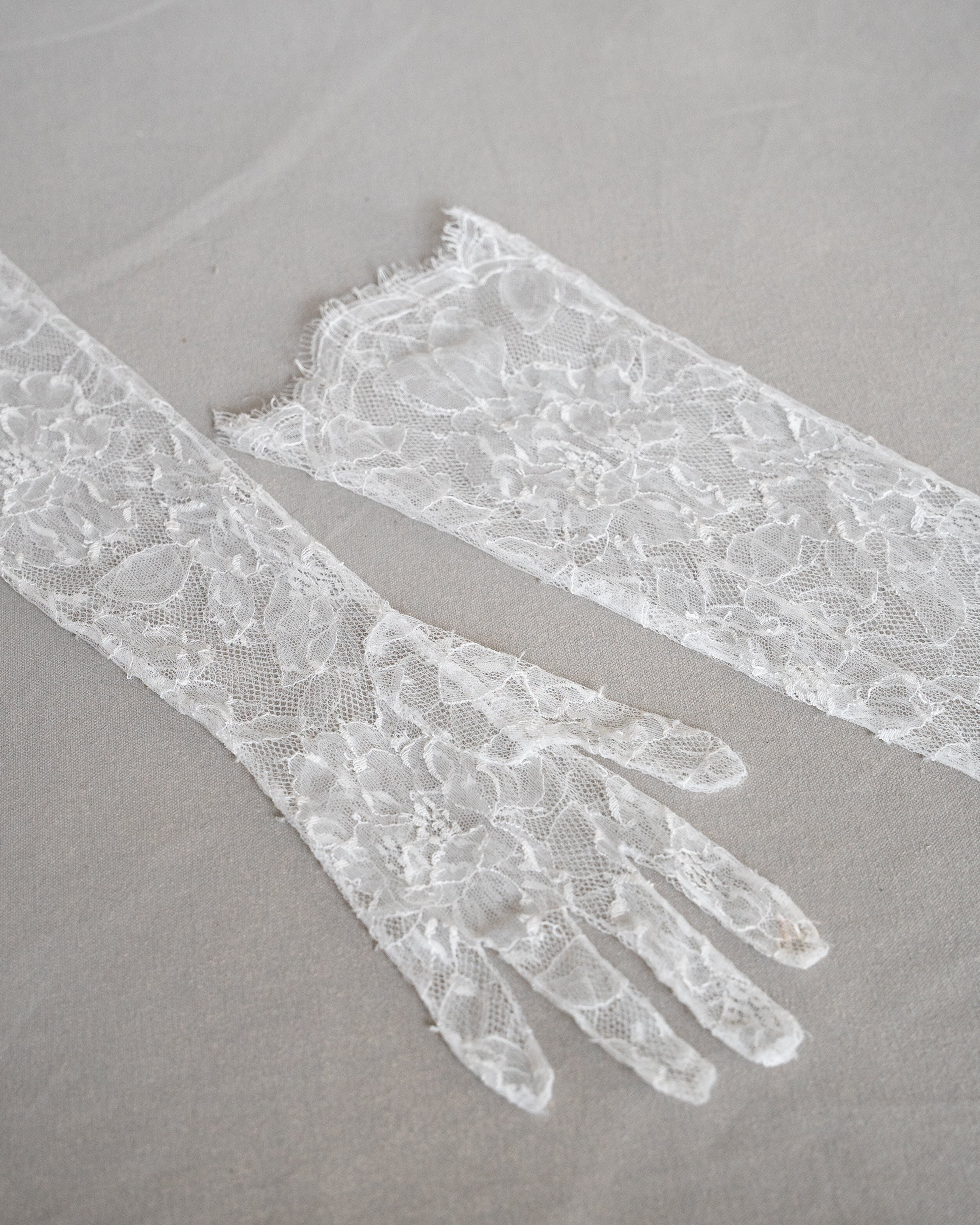 Lace Opera Gloves