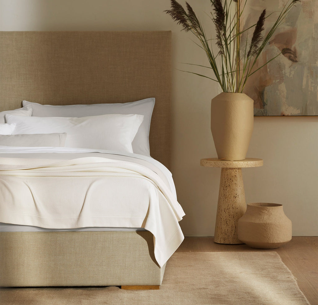 Essential Bed Blanket in Cream