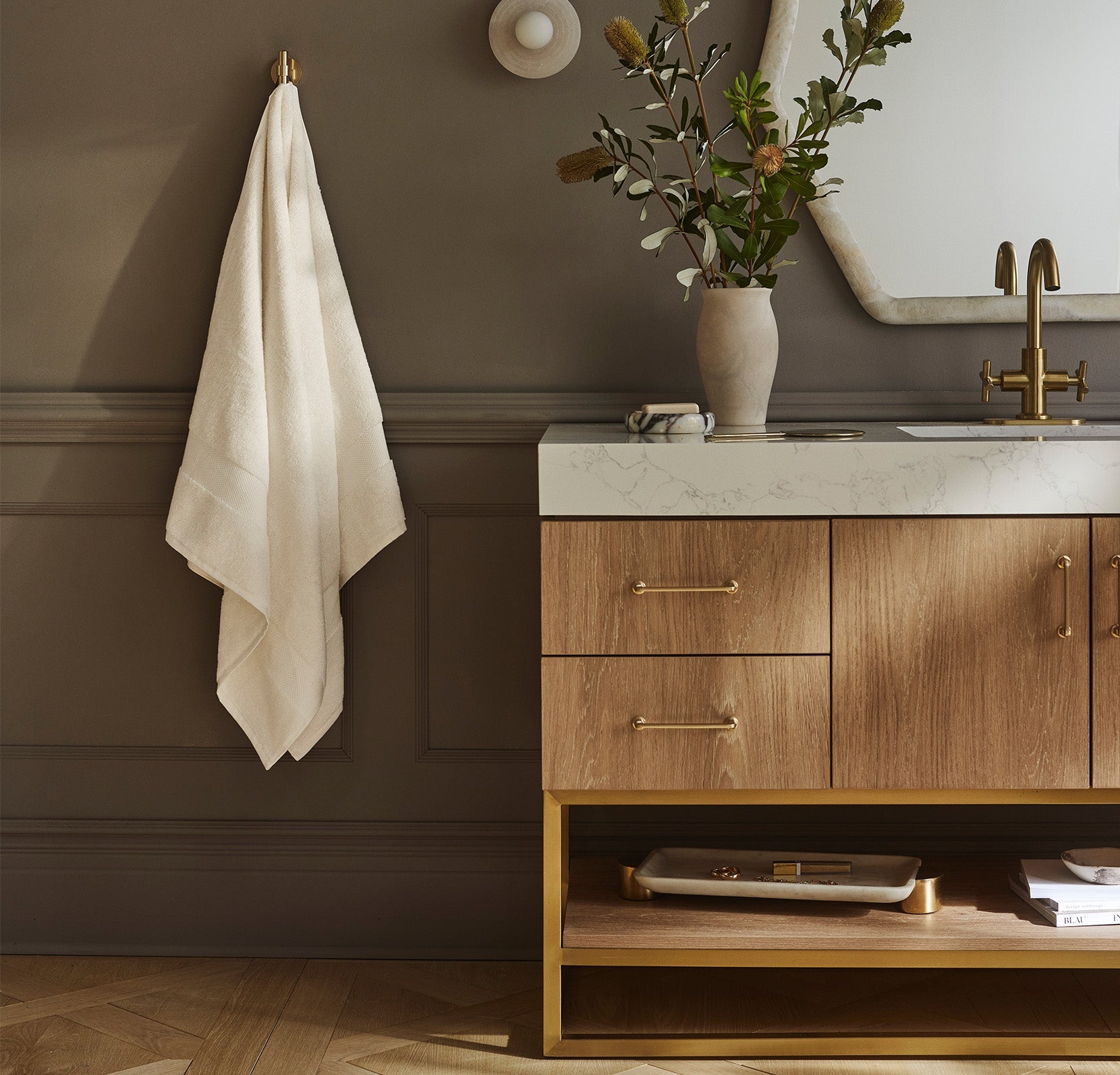 Plush Bath Towel in Cream