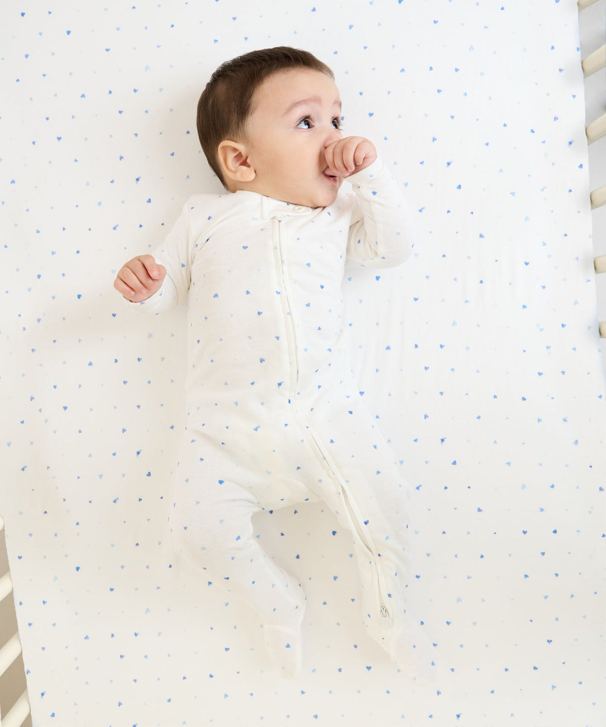 Crib Sheet in Blue Hearts