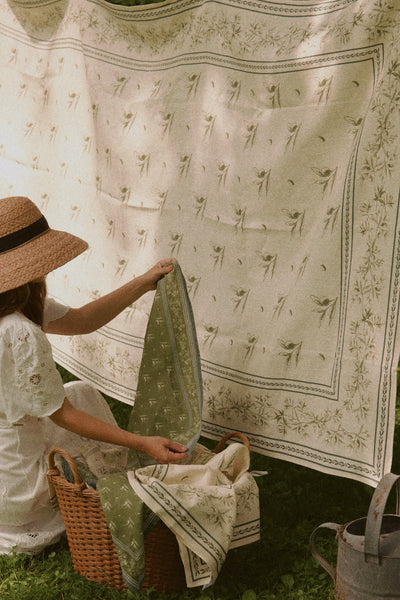 Cipoletti x Nadia Co. Fine Italian Linen Tablecloth