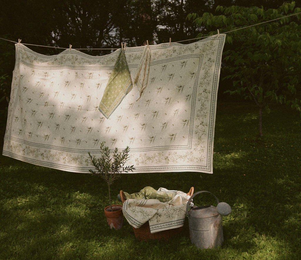 Cipoletti x Nadia Co. Fine Italian Linen Tablecloth