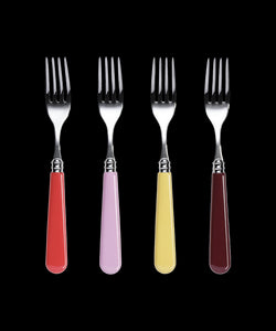 12 Piece Cutlery Set in Red Mix