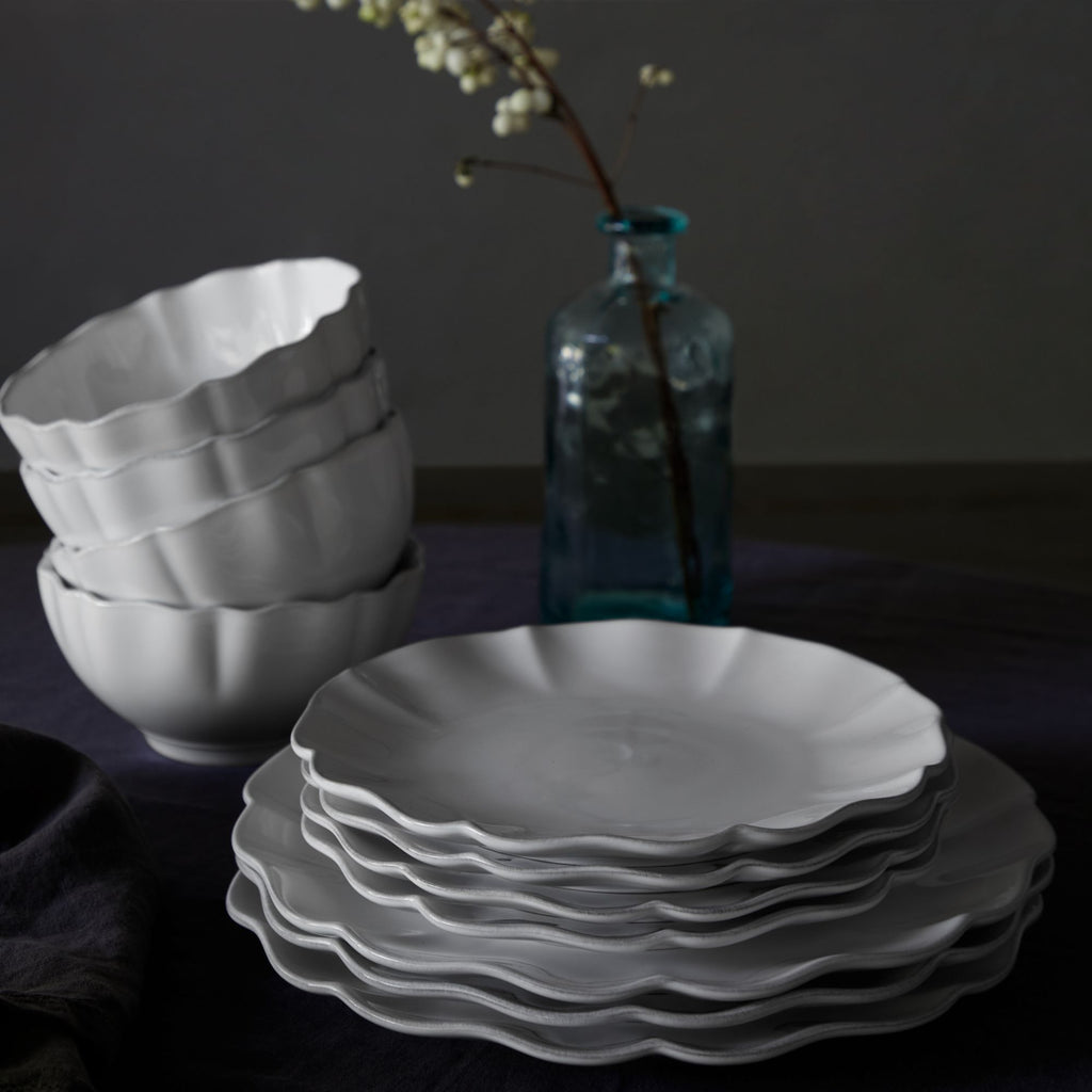 Rosa Collection Dinner Plates in White, Set of 6