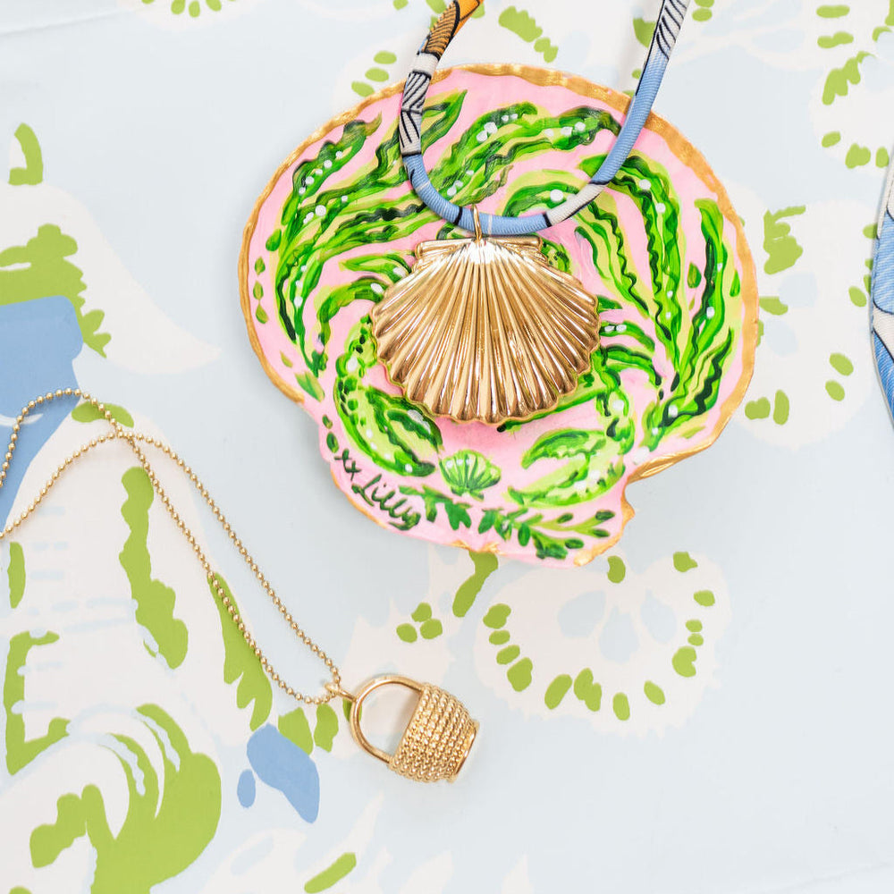 The Nantucket Basket Necklace